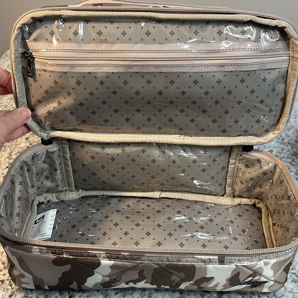 NWT Lug Stowaway - Camo Taupe - Picture 4 of 6